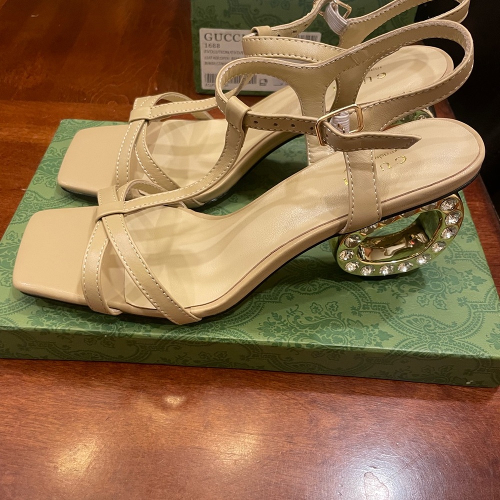 NWT Gucci Beige Strappy Heels with Gold Accent